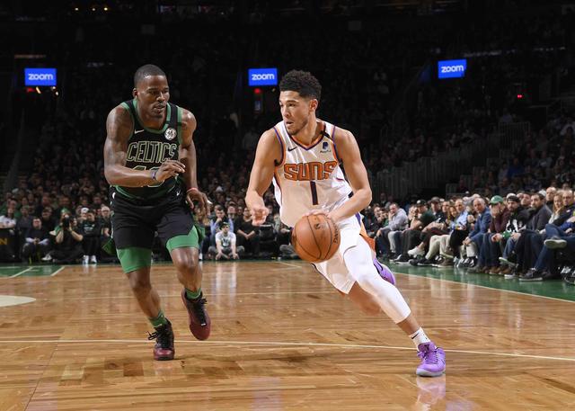  布克40分太阳送快船三连败  