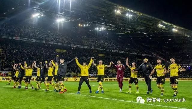  拜仁慕尼黑客场逆转击败莱比锡，锁定德甲半程冠军  