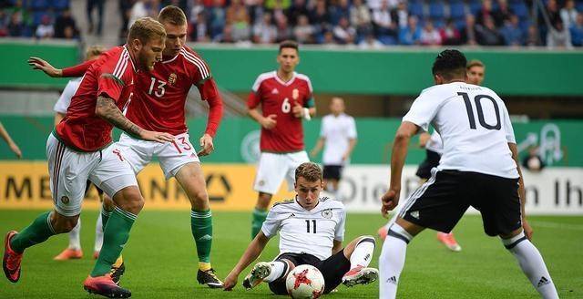  弗赖堡主场气势如虹，三连胜助力冲击欧战区